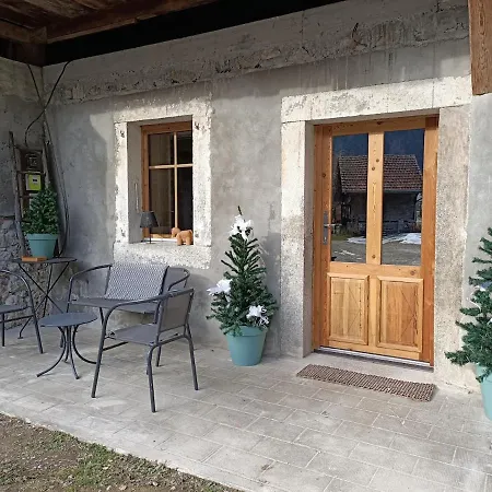 Les Aubins Apartmán